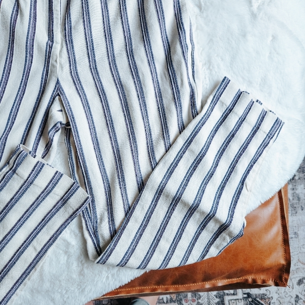 Express Cream & Navy Pinstripe High-rise Slim Pants (Size 00P) - Picture 3 of 9